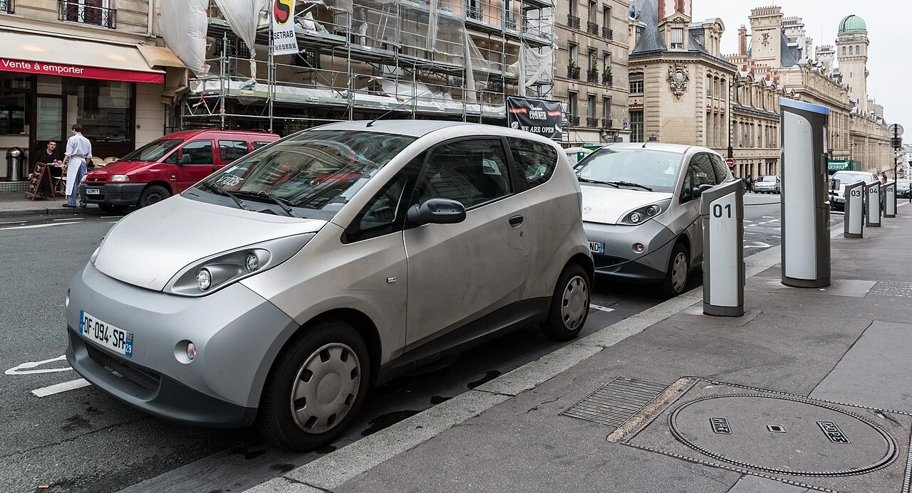 Autonome Parkassistenten im ADAC-Test